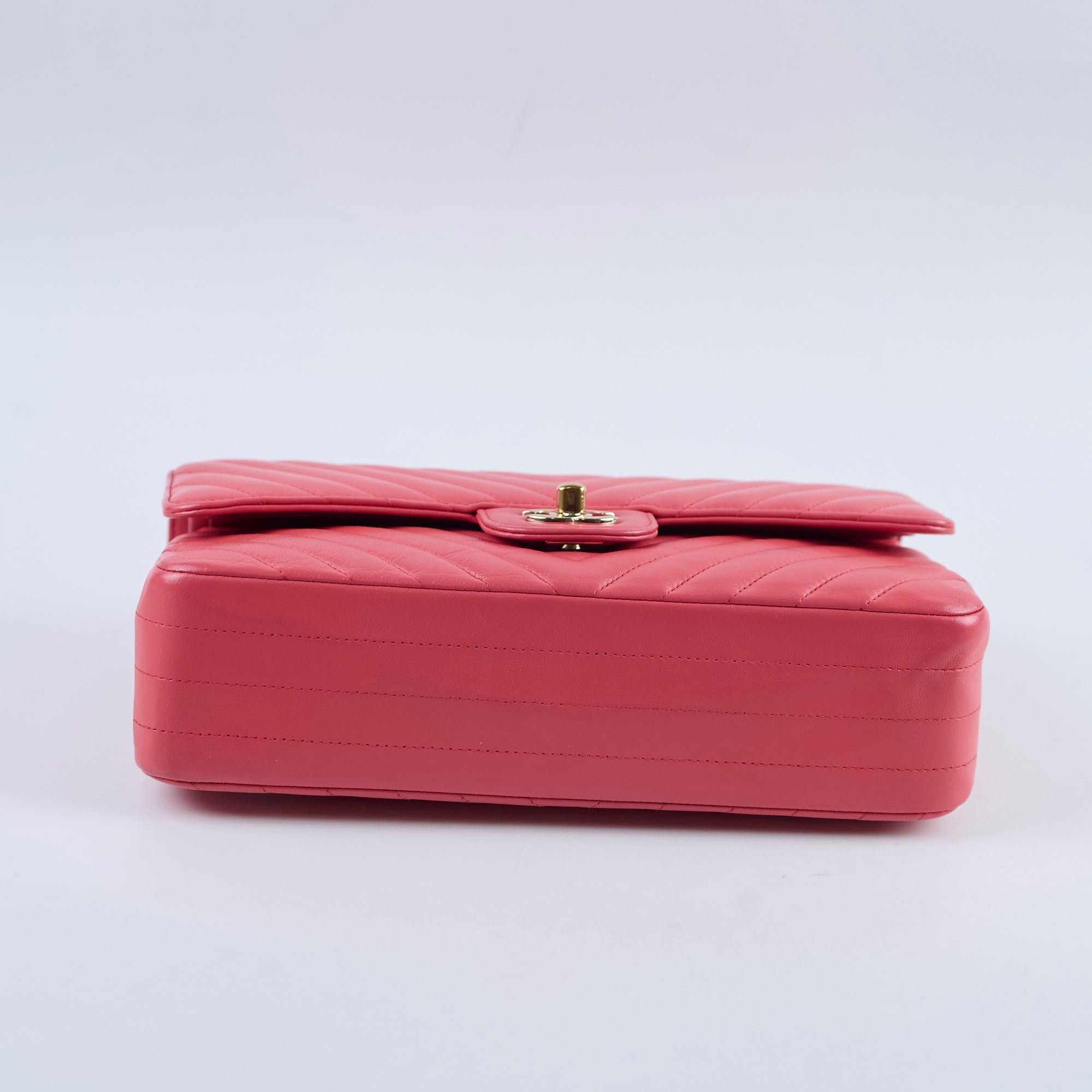Chanel Medium Chevron Classic Flap Pink Calfskin