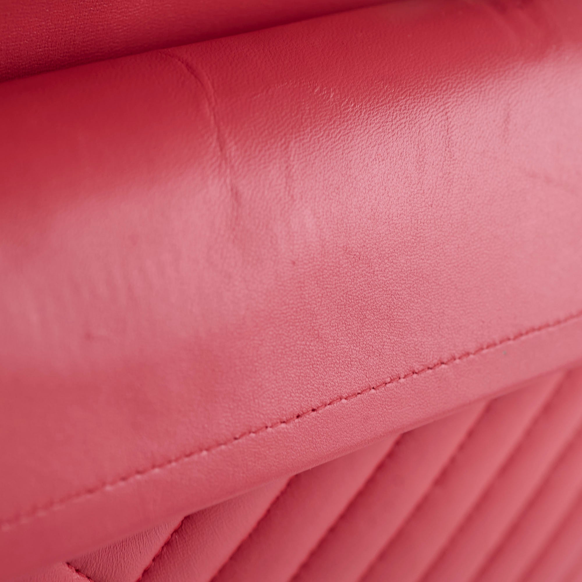 Chanel Medium Chevron Classic Flap Pink Calfskin