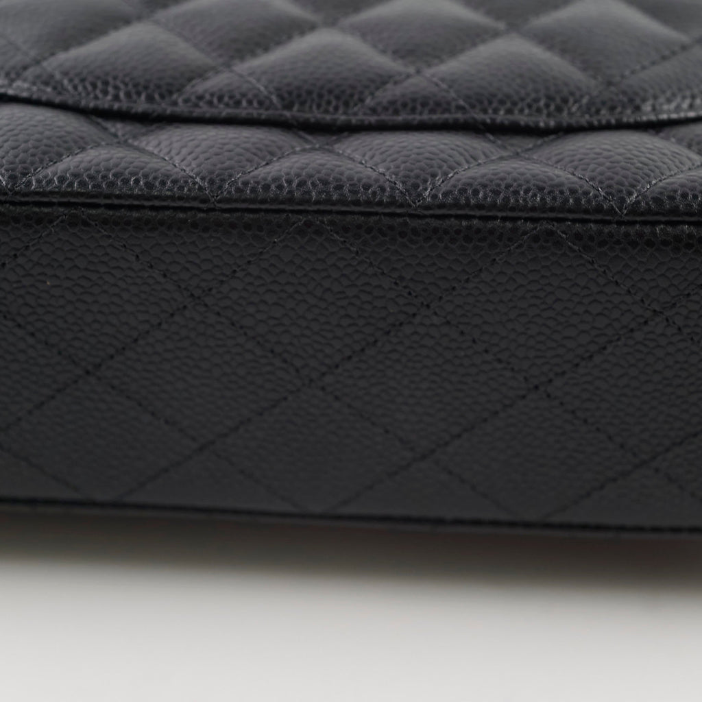 Chanel Medium/Large Quilted Classic Flap Caviar Black (Microchipped)
