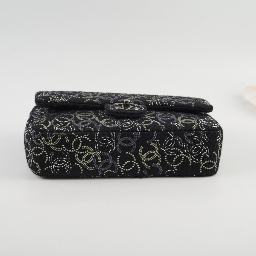Chanel Medium/large Classic Flap CC Crystal Tweed Black