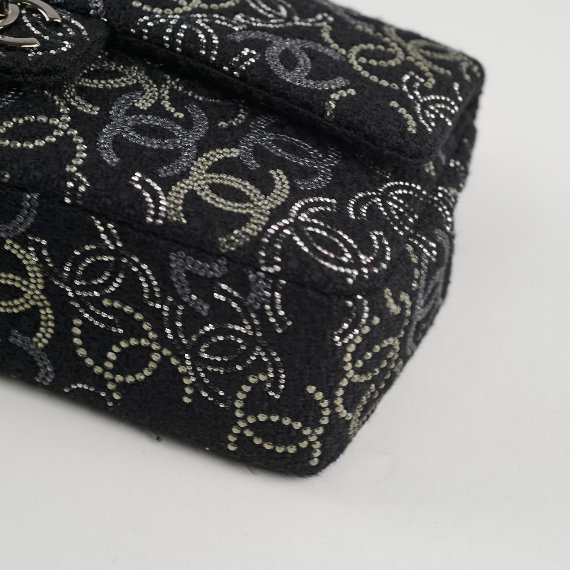 Chanel Medium/large Classic Flap CC Crystal Tweed Black