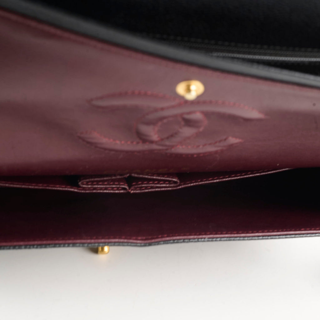 Chanel Caviar Medium/Large Classic Flap Black