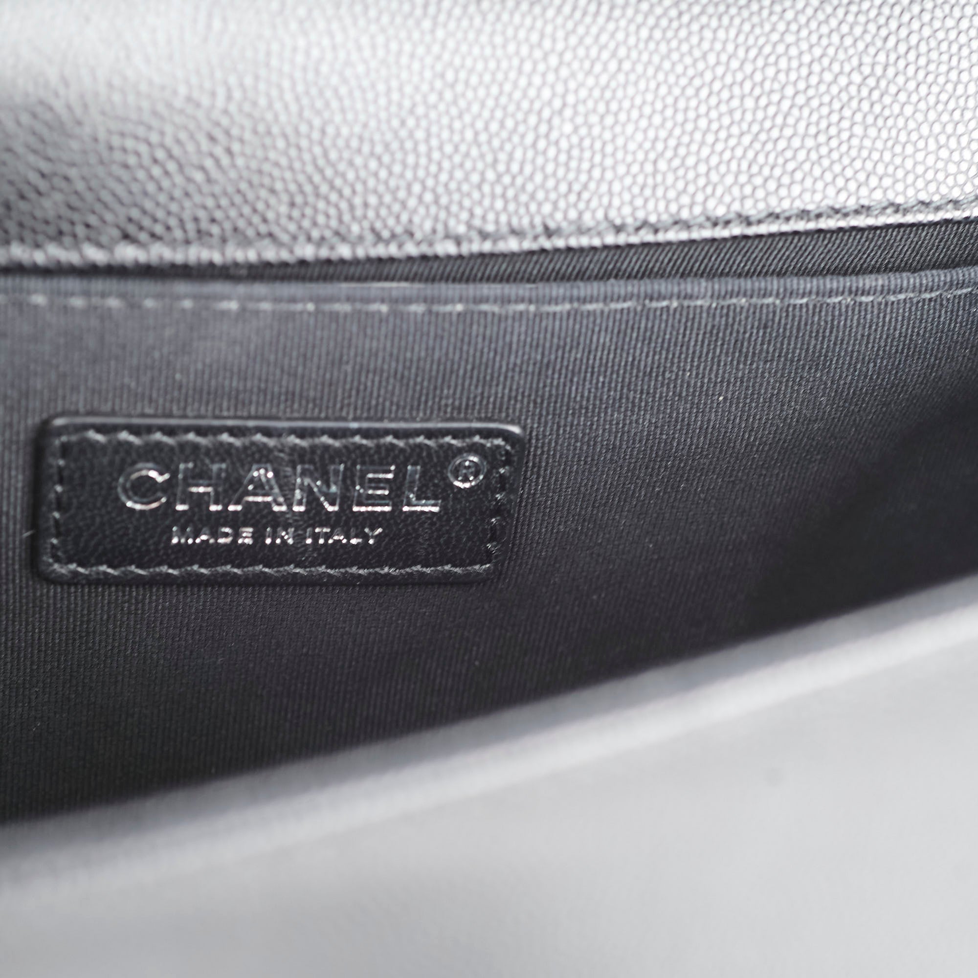 Chanel Old Medium Classic Flap Black Caviar Ruthenium HW (microchip)