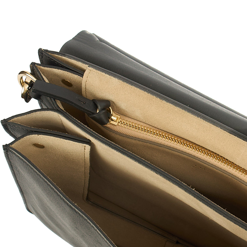 Chloe Shoulder Bag Faye - Medium in Black, Leather