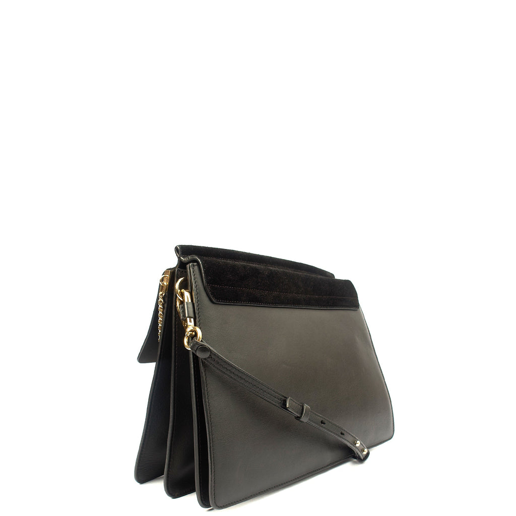 Chloe Shoulder Bag Faye - Medium in Black, Leather