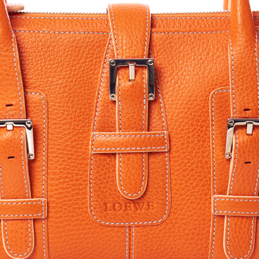Loewe Vintage Shoulder Bag in Orange, Leather