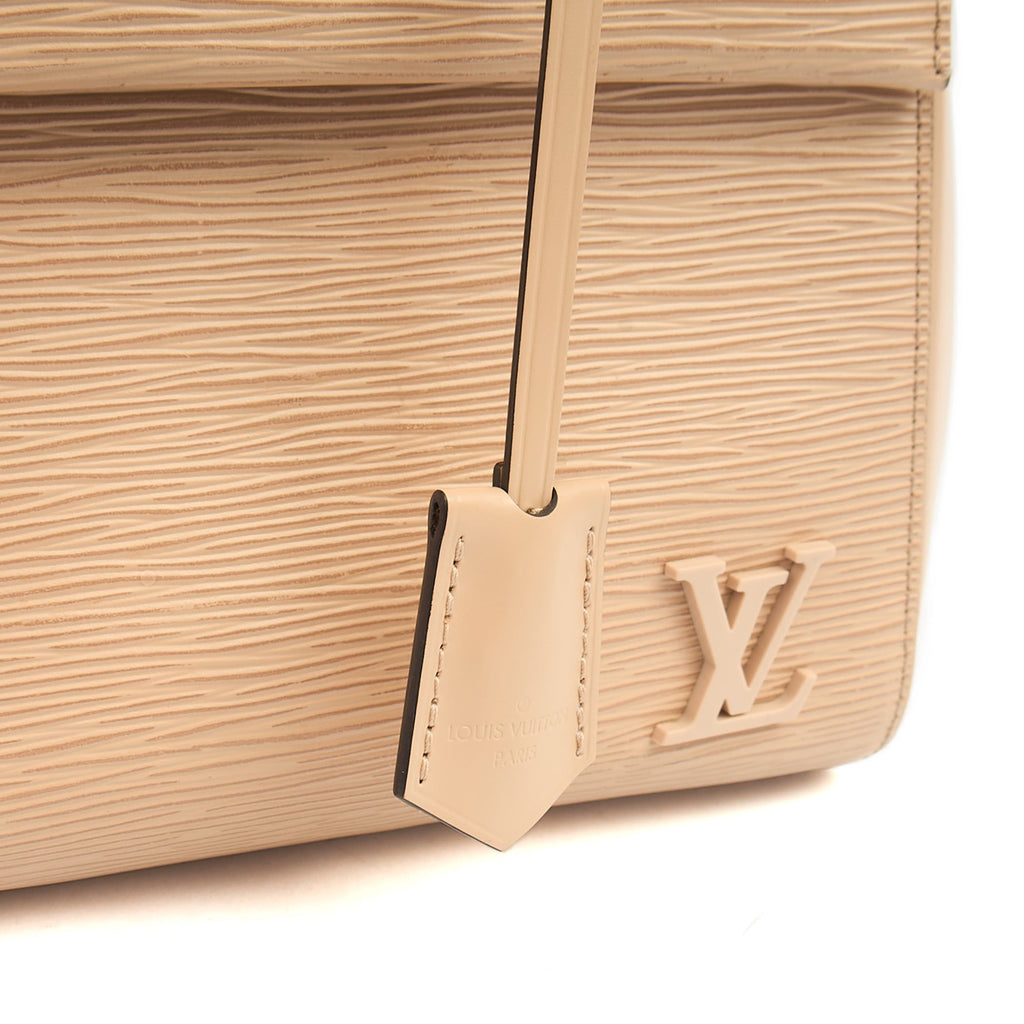 Louis Vuitton Top Handle Cluny MM in Neutral, Epi Leather