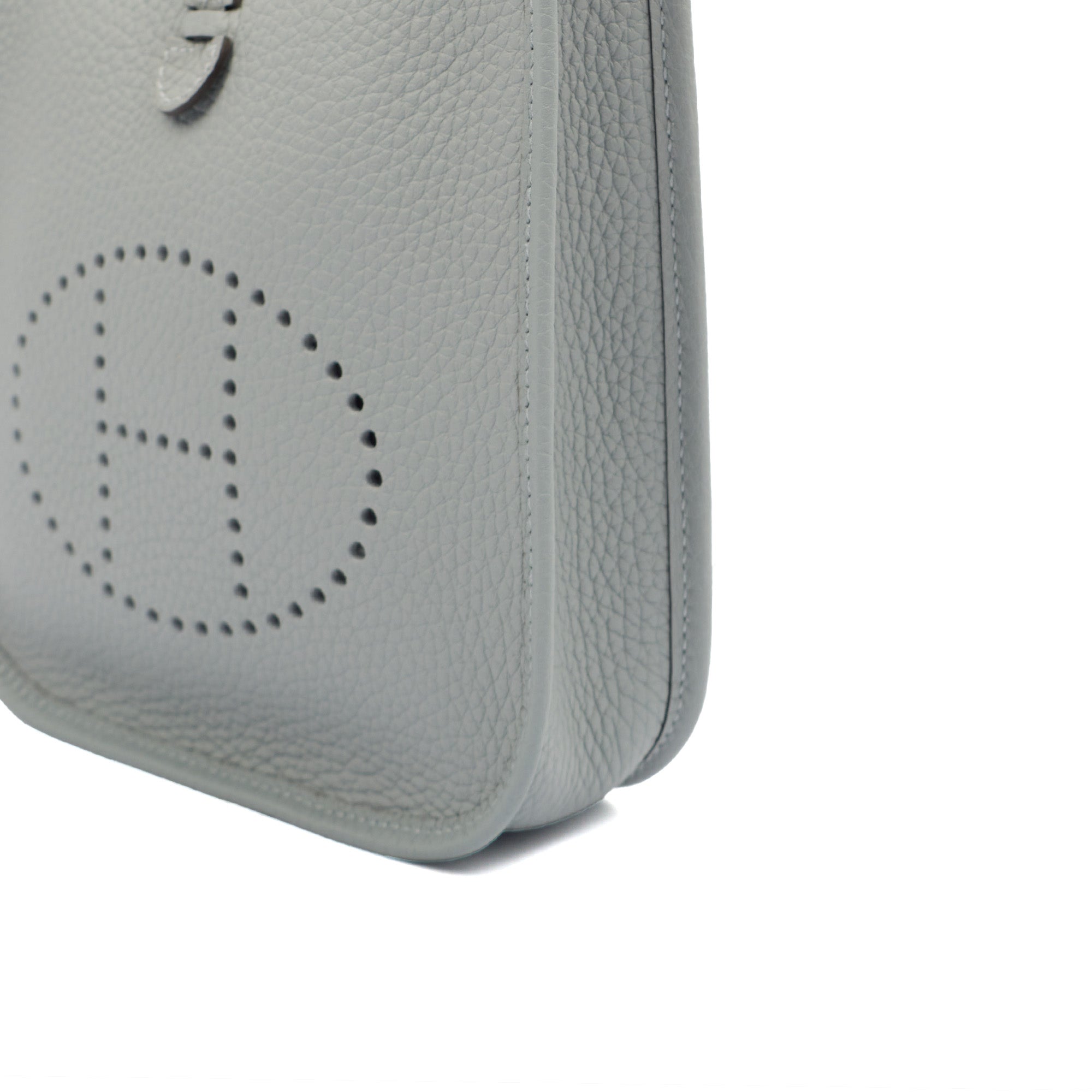 Hermes Cross Body Evelyne 16 (TPM) in Gris Pantin, Clemence Leather