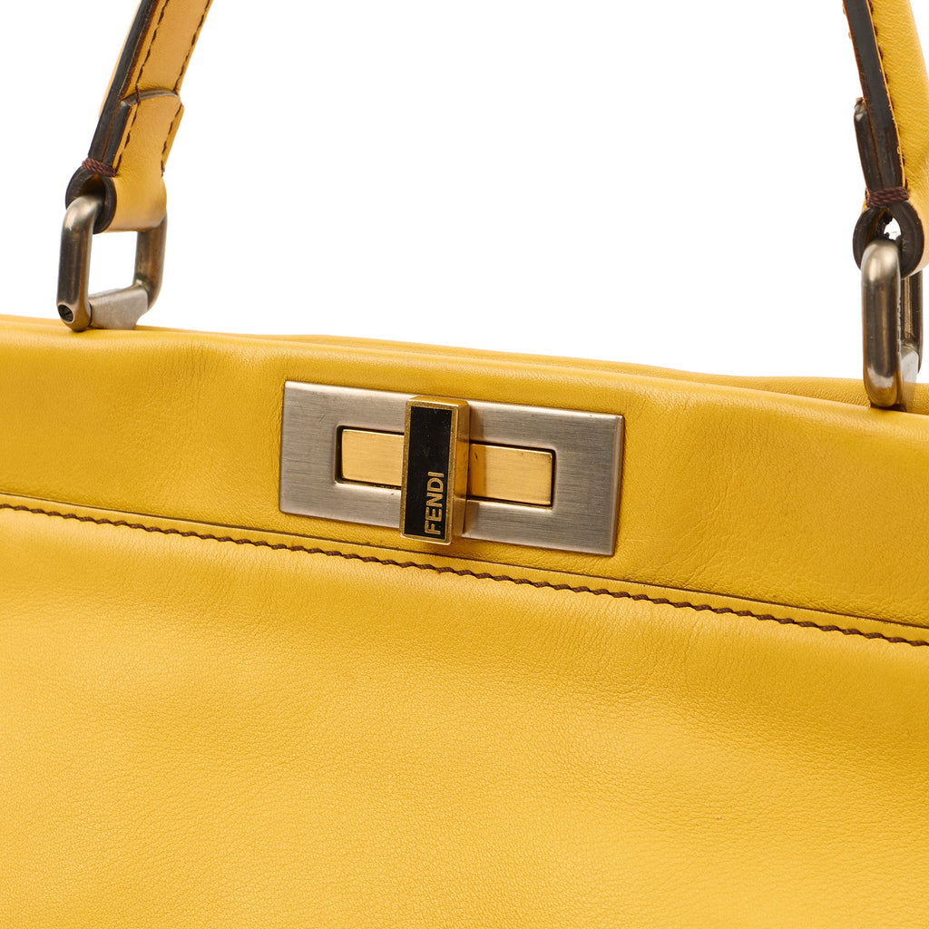 Fendi Tote Peekaboo - Medium in Yellow, Leather