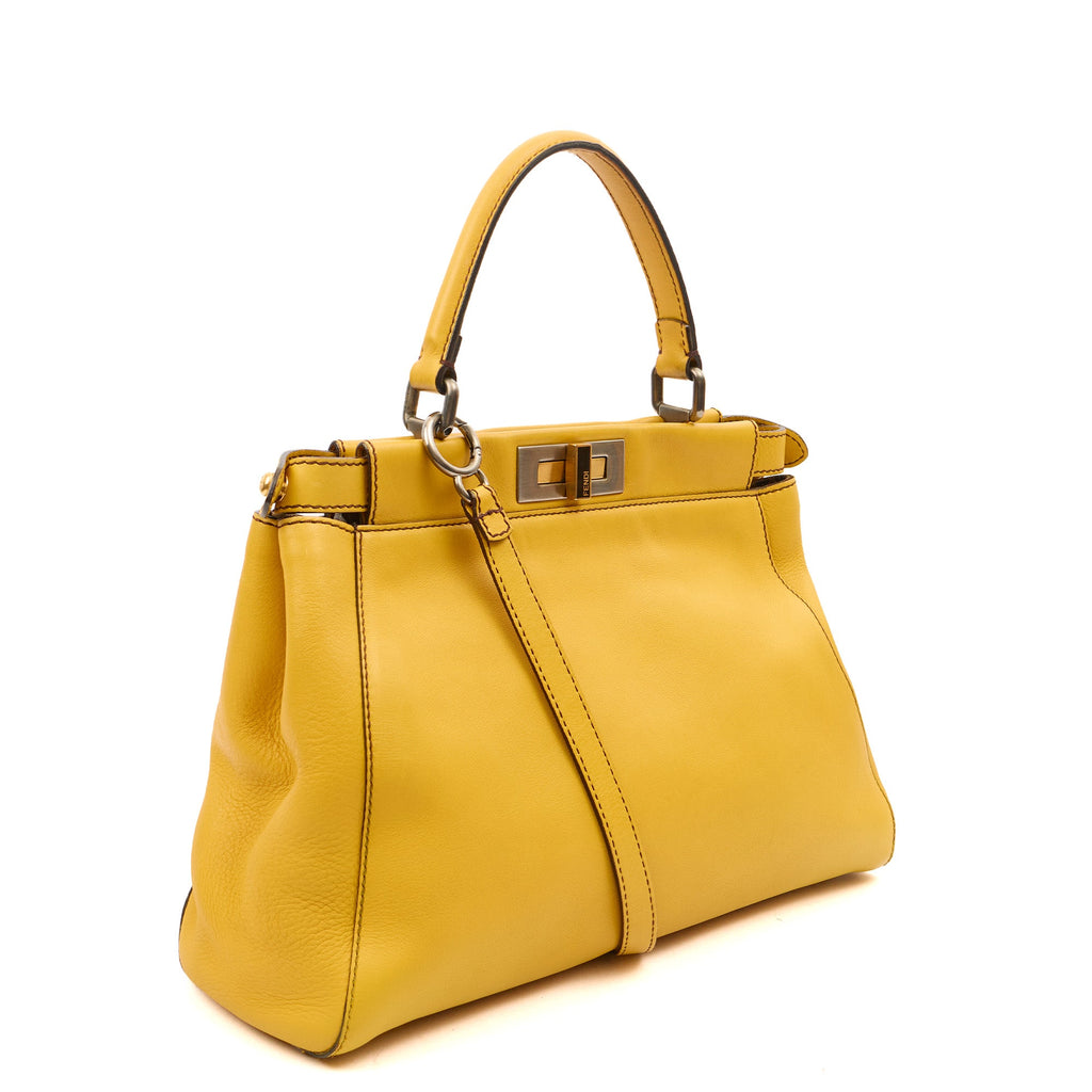 Fendi Tote Peekaboo - Medium in Yellow, Leather