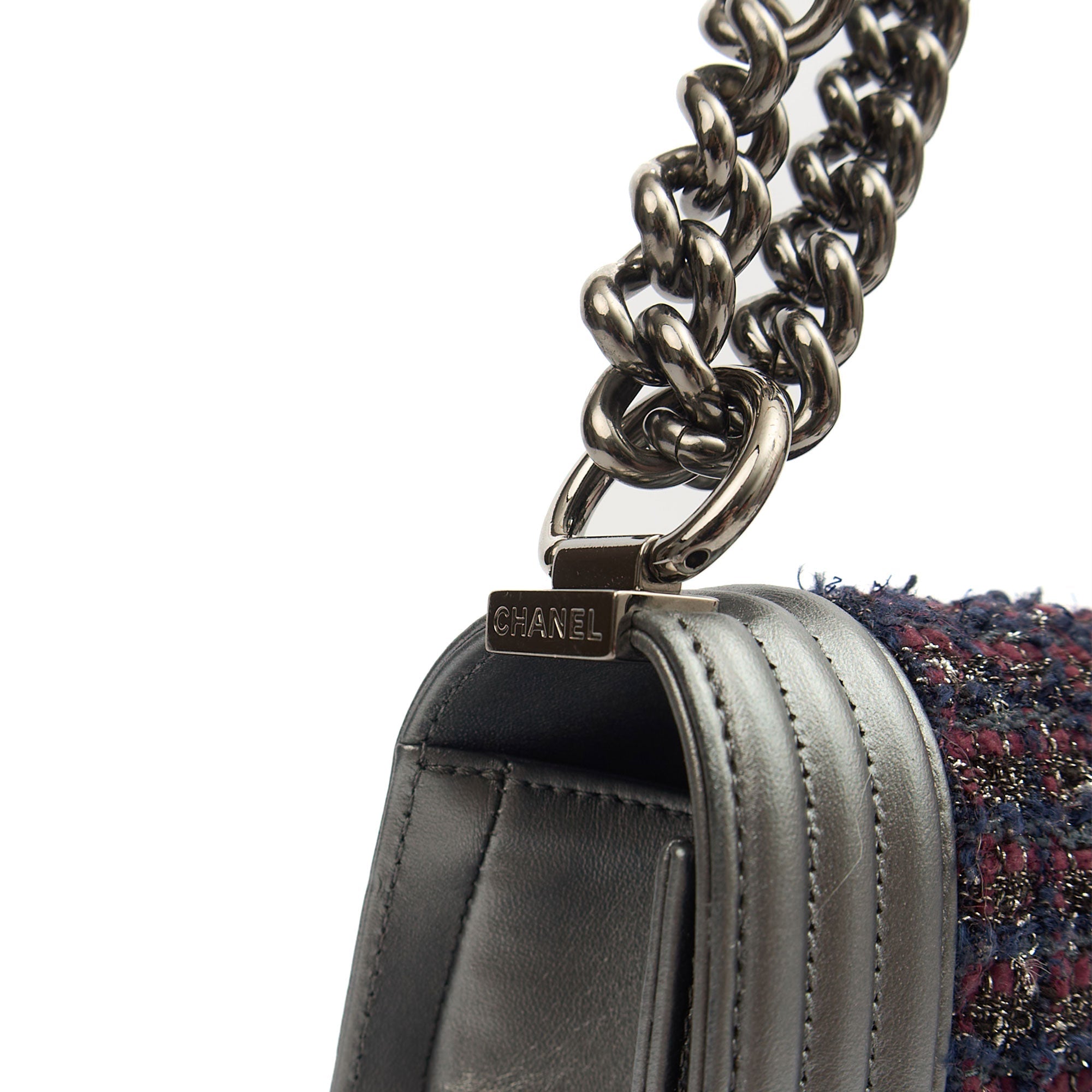 Chanel Shoulder Bag Boy - Medium in Multi, Fabric