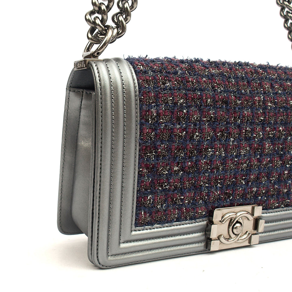 Chanel Shoulder Bag Boy - Medium in Multi, Fabric