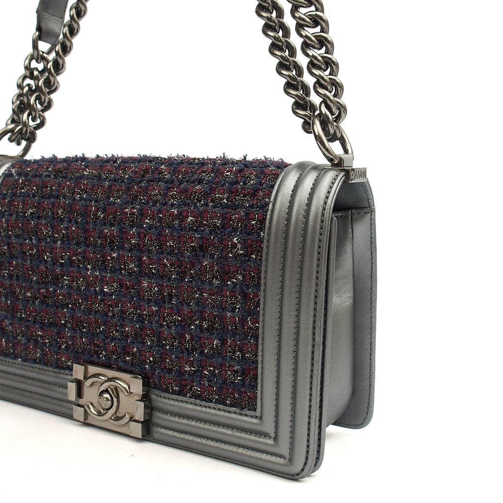 Chanel Shoulder Bag Boy - Medium in Multi, Fabric