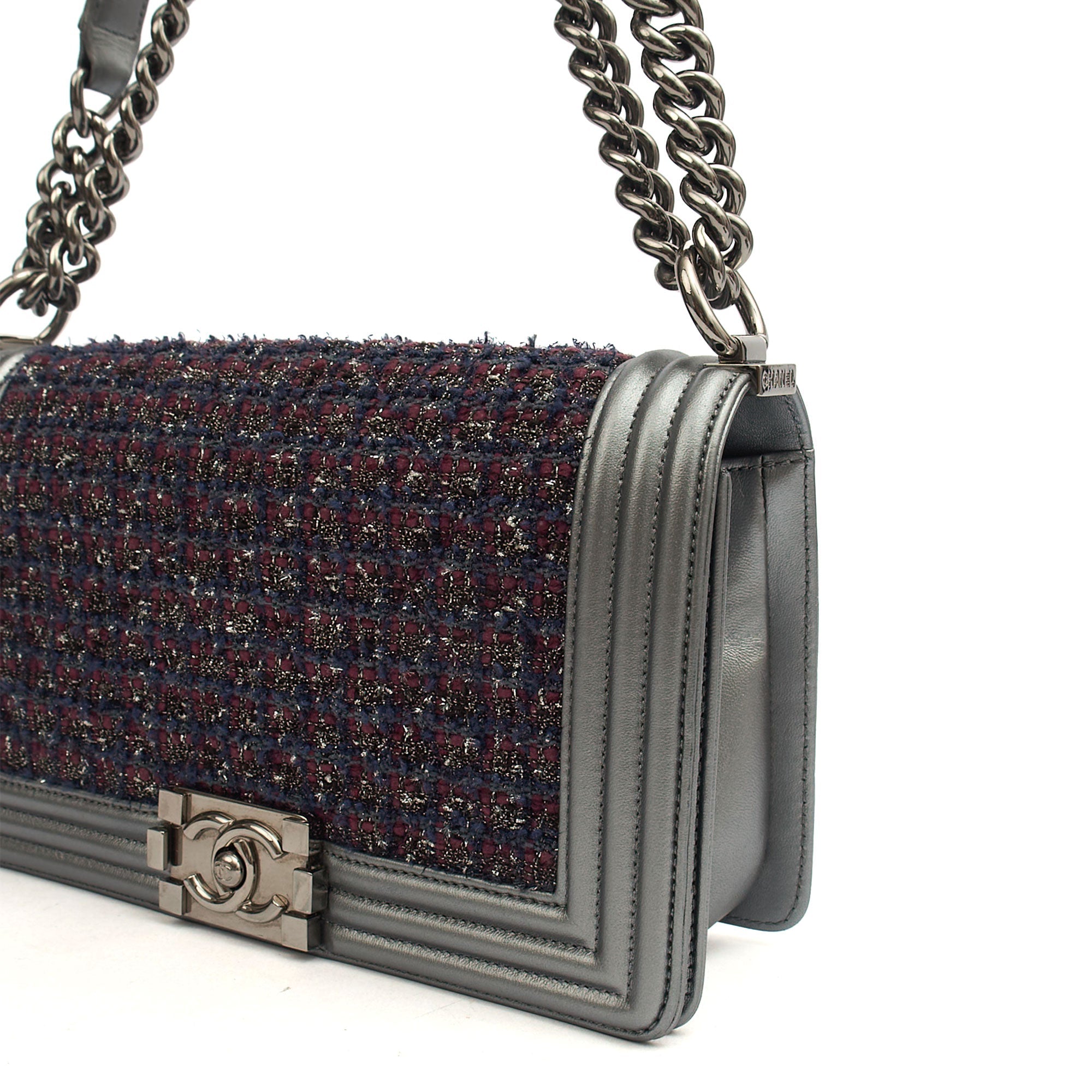 Chanel Shoulder Bag Boy - Medium in Multi, Fabric