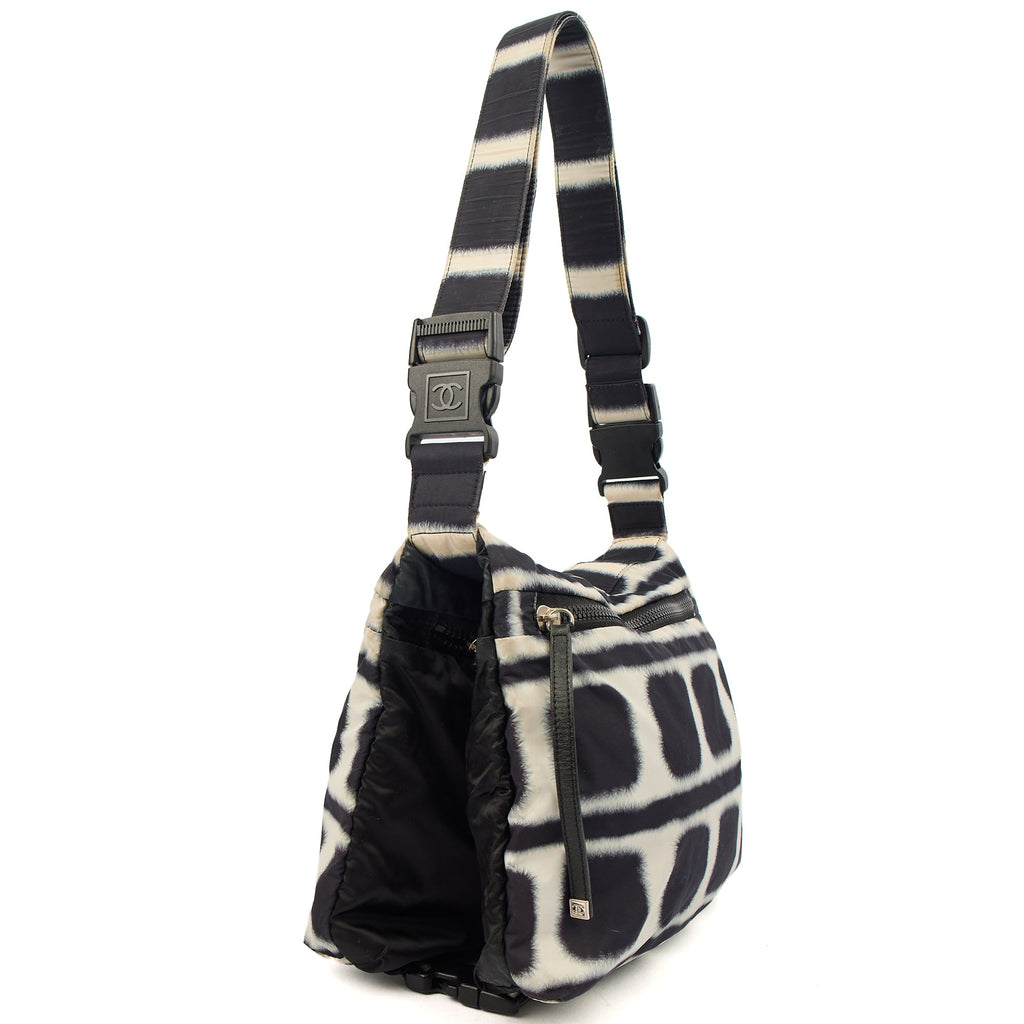 Chanel Shoulder Bag Round Messenger Bag  in Black, Fabric