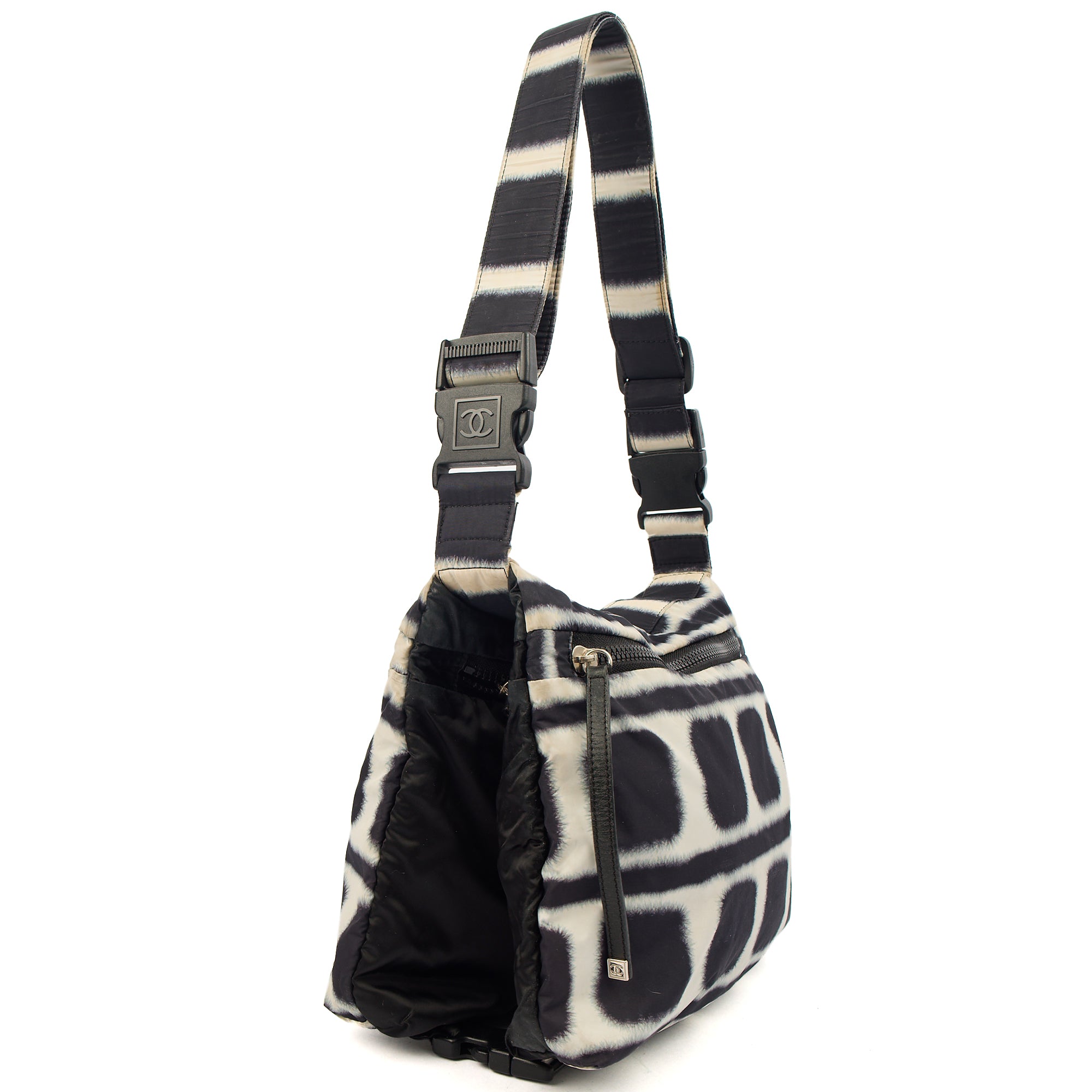 Chanel Shoulder Bag Round Messenger Bag  in Black, Fabric