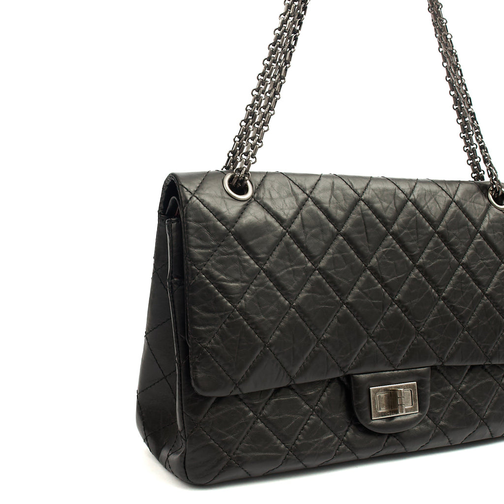 Chanel Shoulder Bag 2.55 Reissue - Maxi in Black, Crinkled Calfskin Leather
