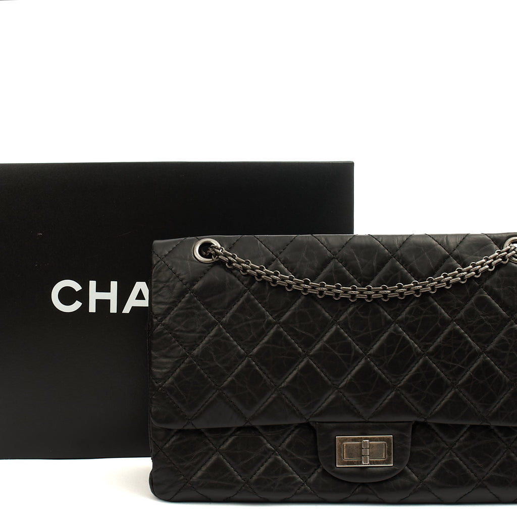 Chanel Shoulder Bag 2.55 Reissue - Maxi in Black, Crinkled Calfskin Leather