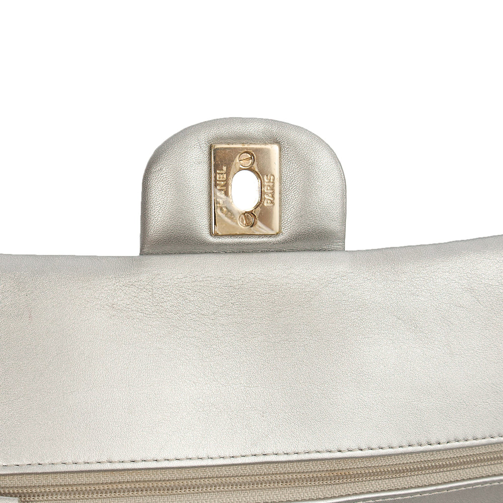Chanel Shoulder Bag Classic Double Flap - Medium in Print, Fabric