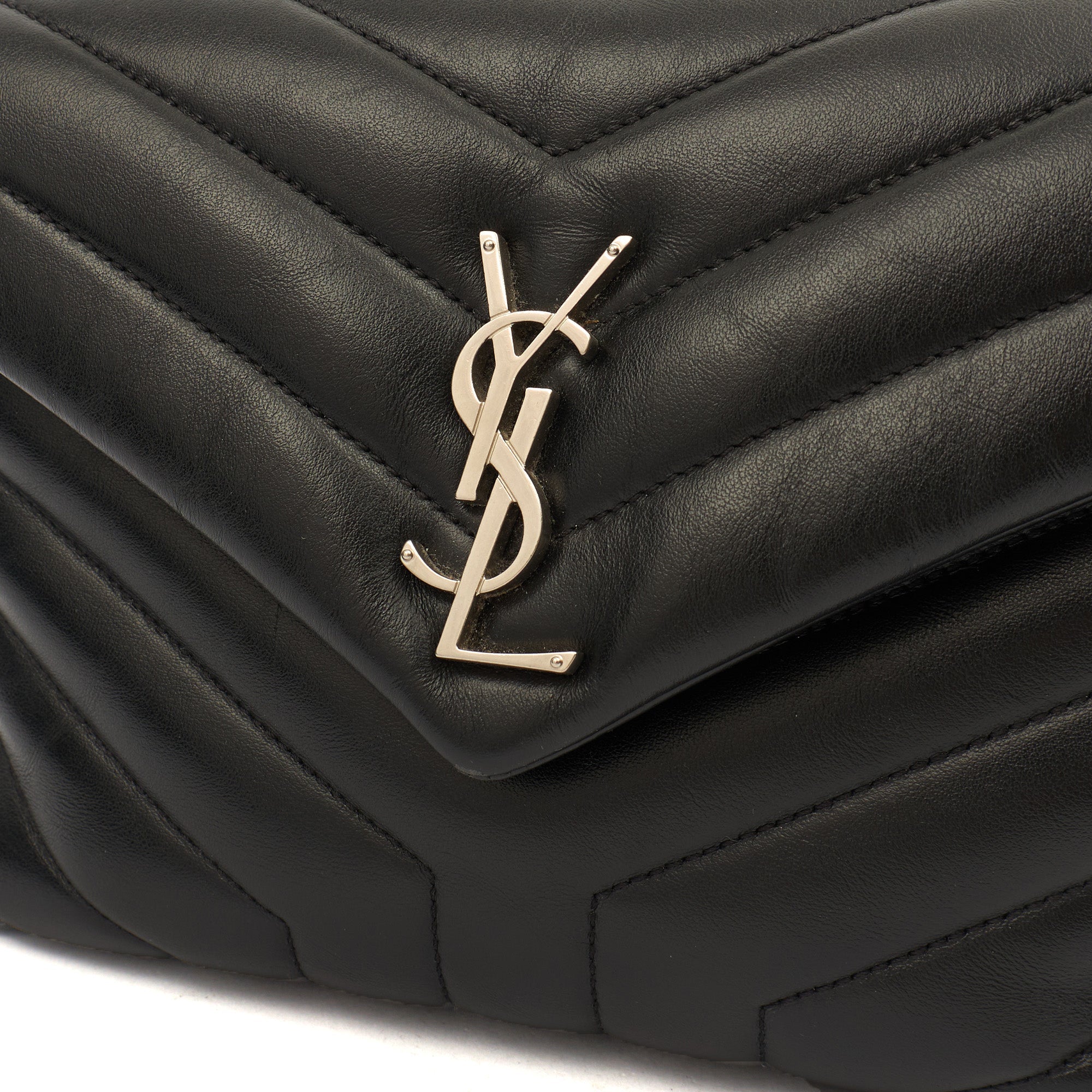 Saint Laurent Shoulder Bag Lou Lou - Small in Black, invalid