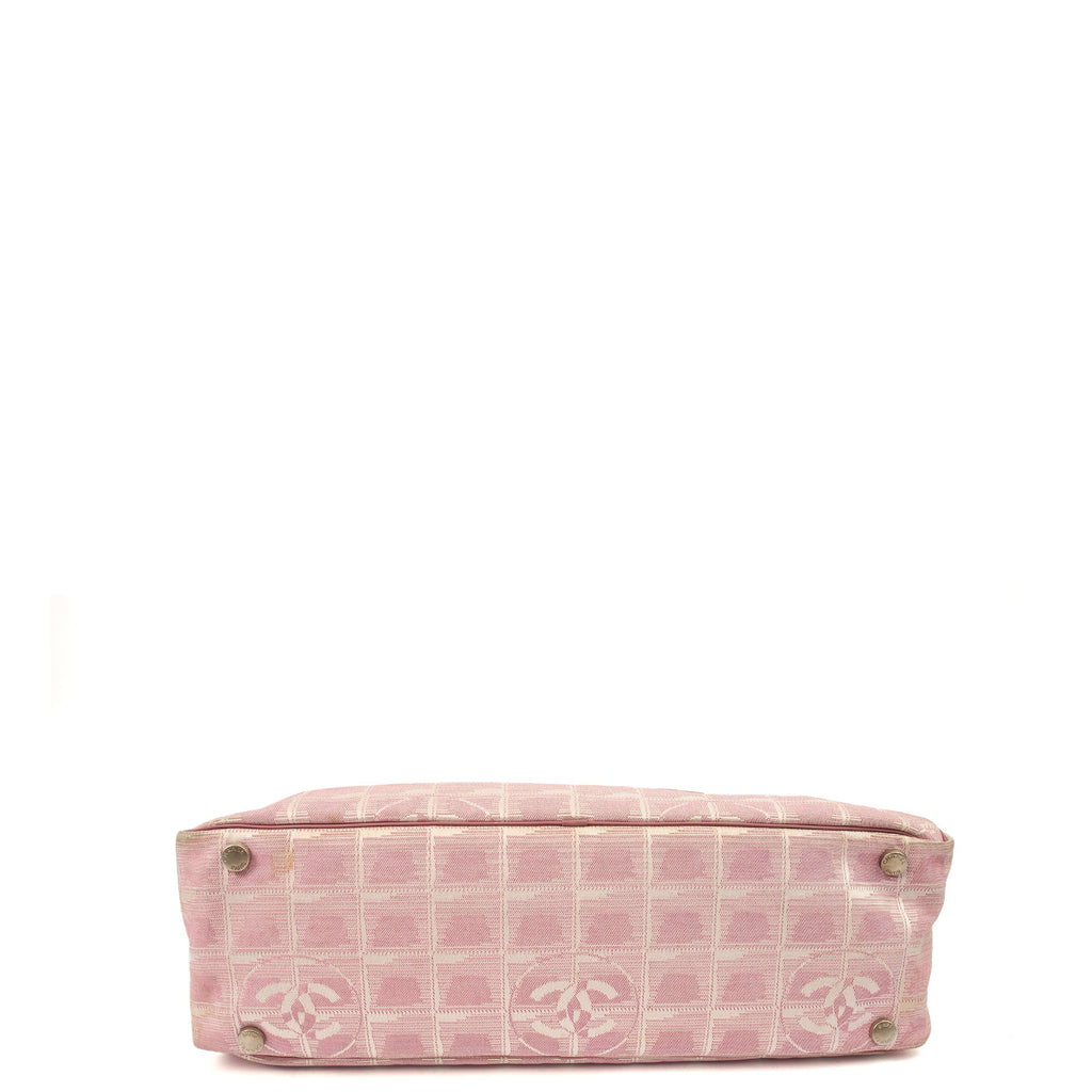 Chanel Tote Ligne Cambon Bowler in Pink, Canvas