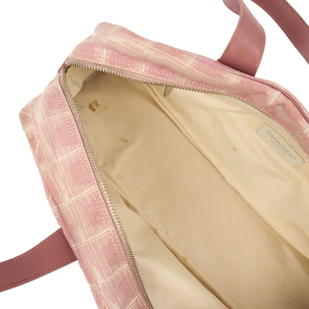 Chanel Tote Ligne Cambon Bowler in Pink, Canvas