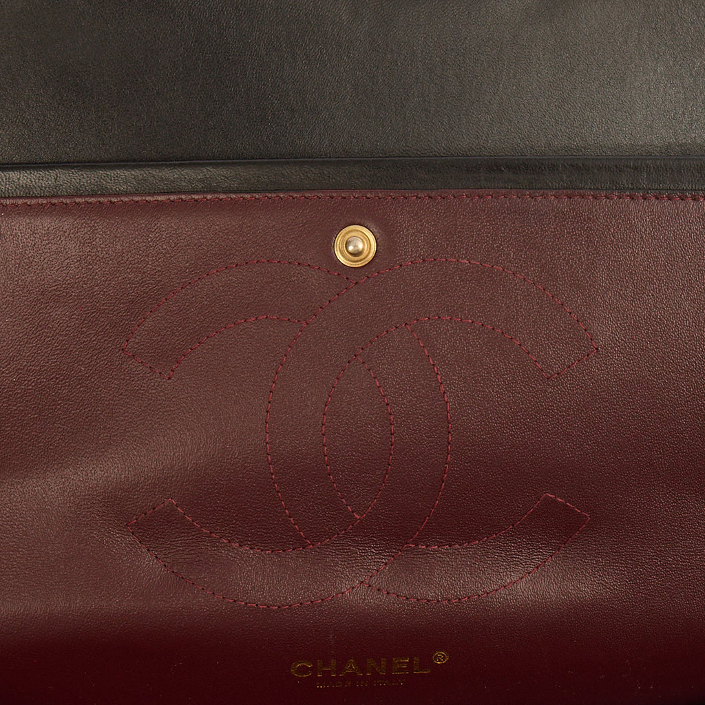 Chanel Shoulder Bag Classic Double Flap - Large in Black, Lambskin Leather