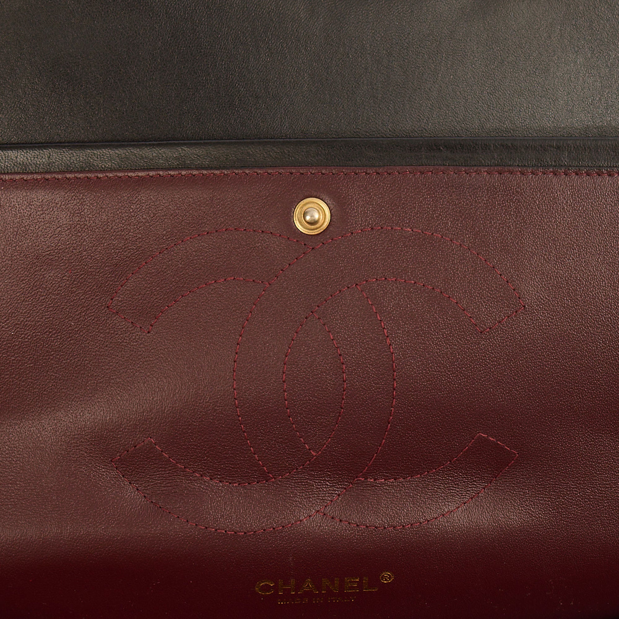 Chanel Shoulder Bag Classic Double Flap - Large in Black, Lambskin Leather