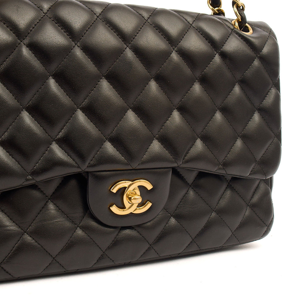Chanel Shoulder Bag Classic Double Flap - Large in Black, Lambskin Leather