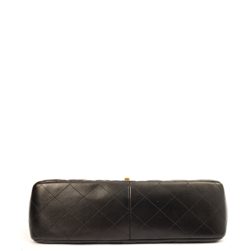 Chanel Shoulder Bag Classic Double Flap - Large in Black, Lambskin Leather