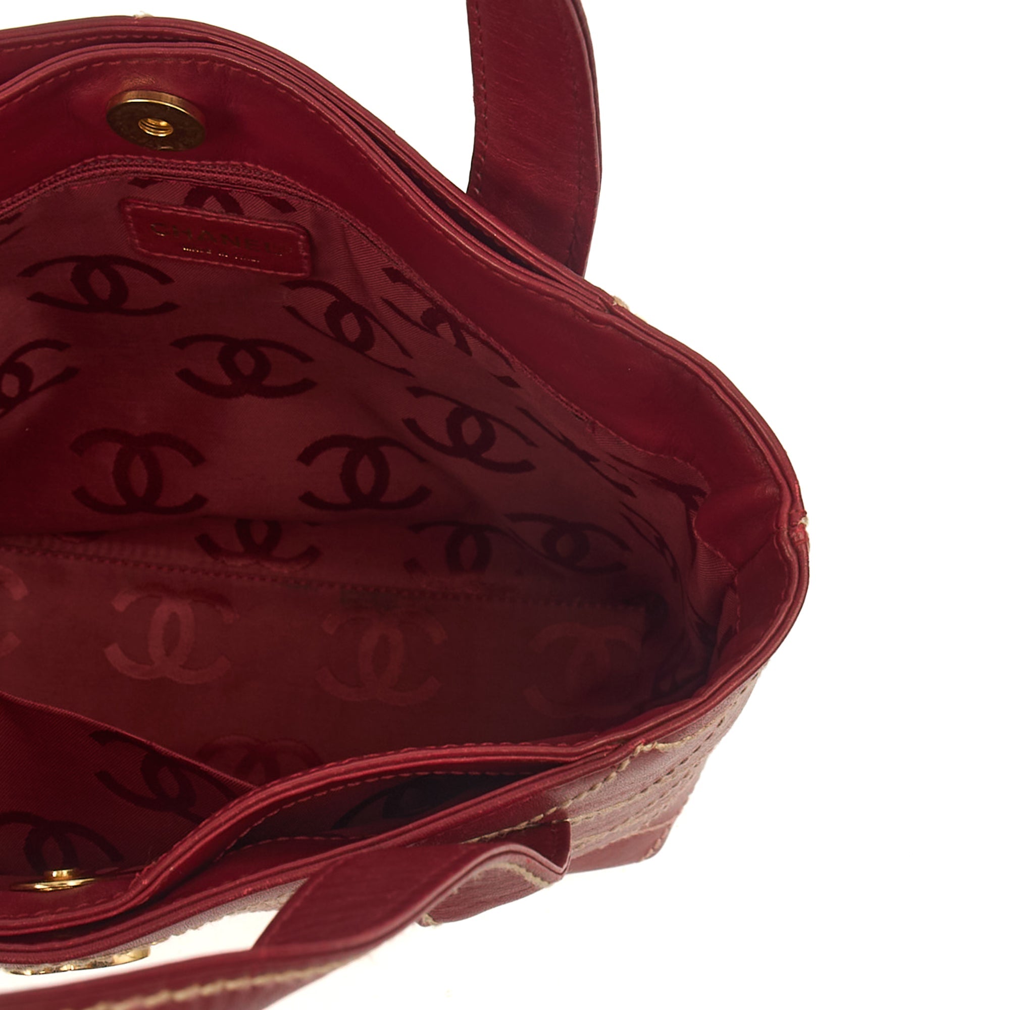 Chanel Tote Vintage Tote in Red, Calfskin Leather
