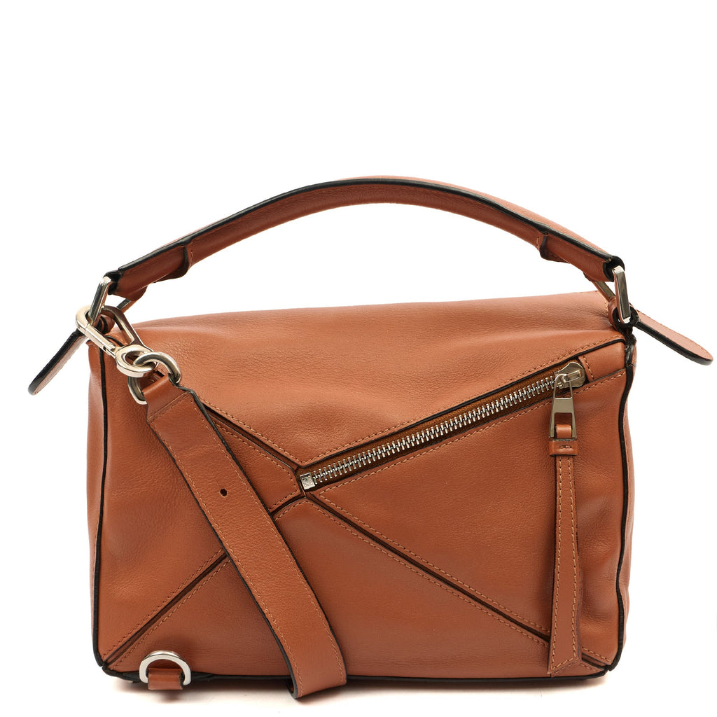 Loewe Cross Body Puzzle - Medium in Brown, Leather
