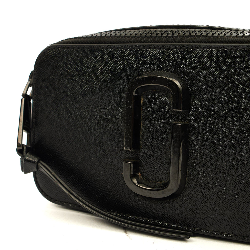 Marc Jacobs Cross Body Snapshot in Black, Leather