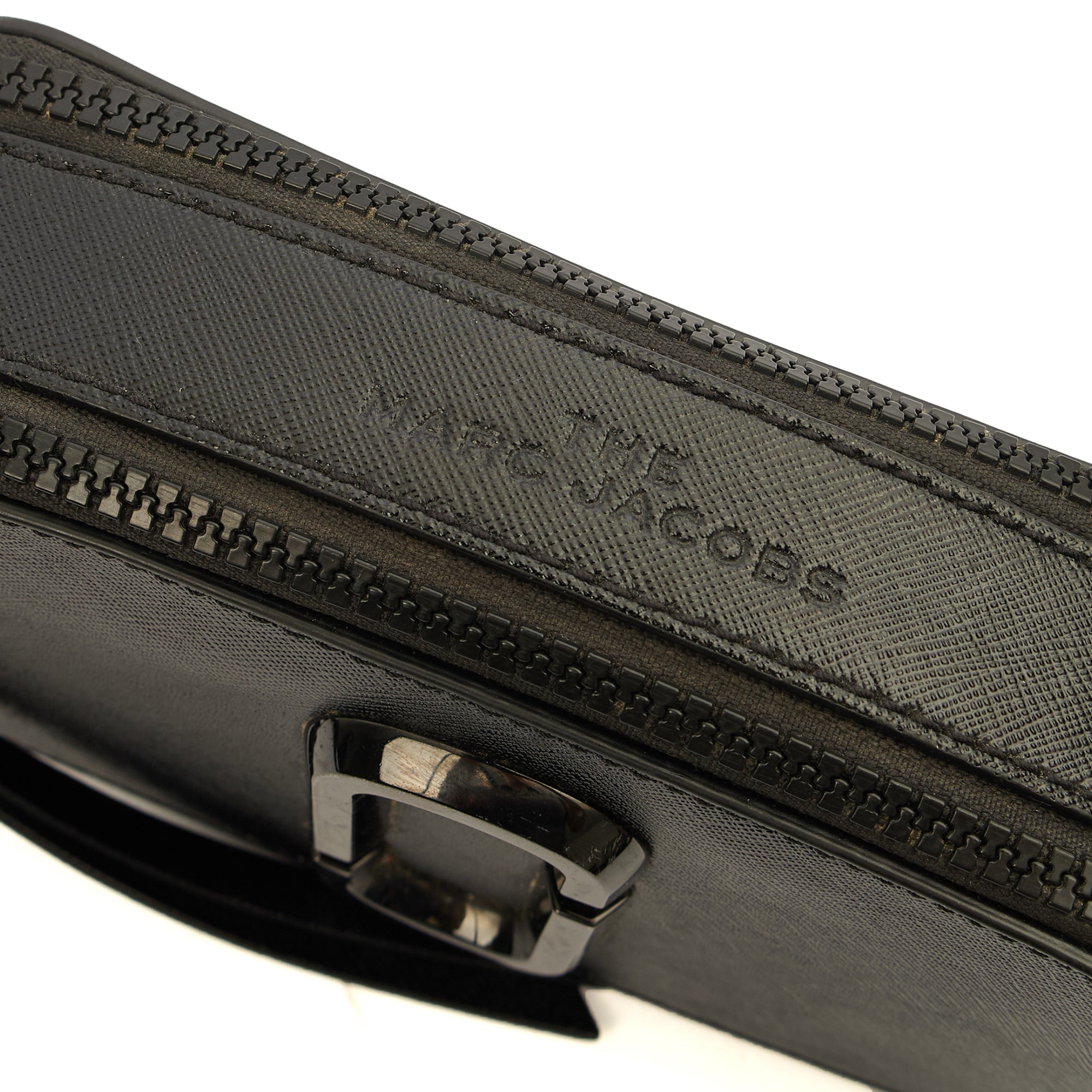 Marc Jacobs Cross Body Snapshot in Black, Leather