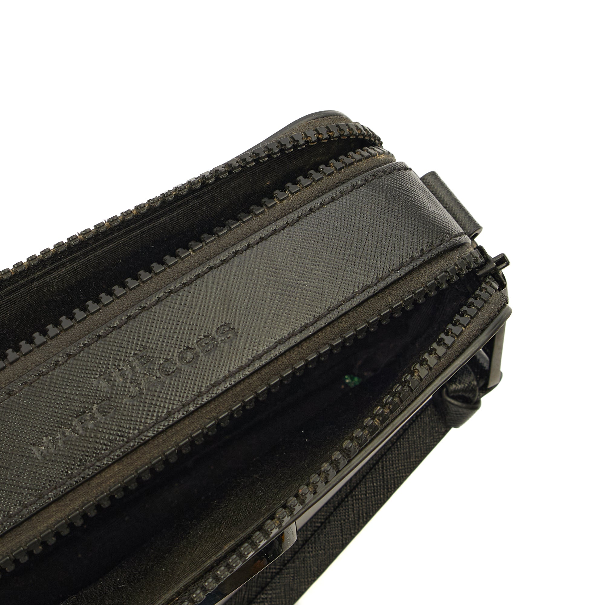Marc Jacobs Cross Body Snapshot in Black, Leather