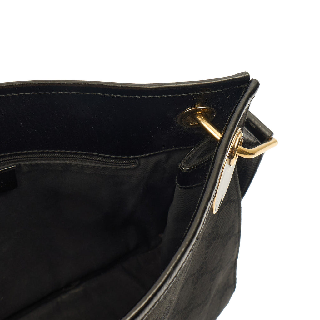Gucci Cross Body Vintage Shoulder Bag in Black, GG Canvas