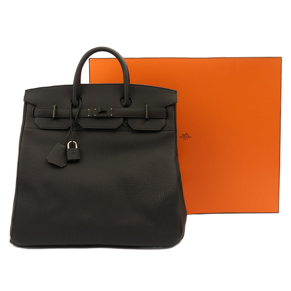 Hermes HAC 40 (Haut à Courroies) in Black, Togo Leather with So Black Hardware