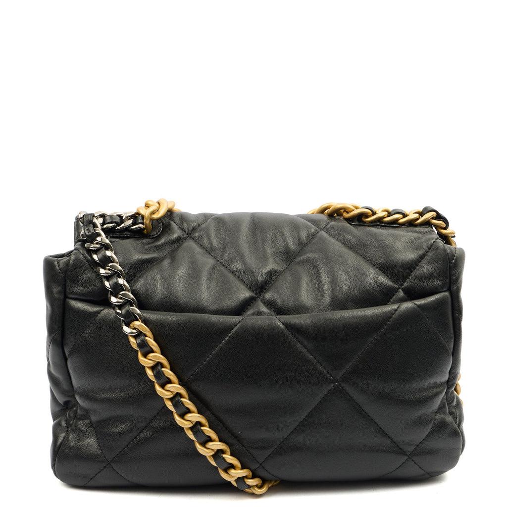 Chanel Shoulder Bag Chanel 19 in Black, Calfskin Leather