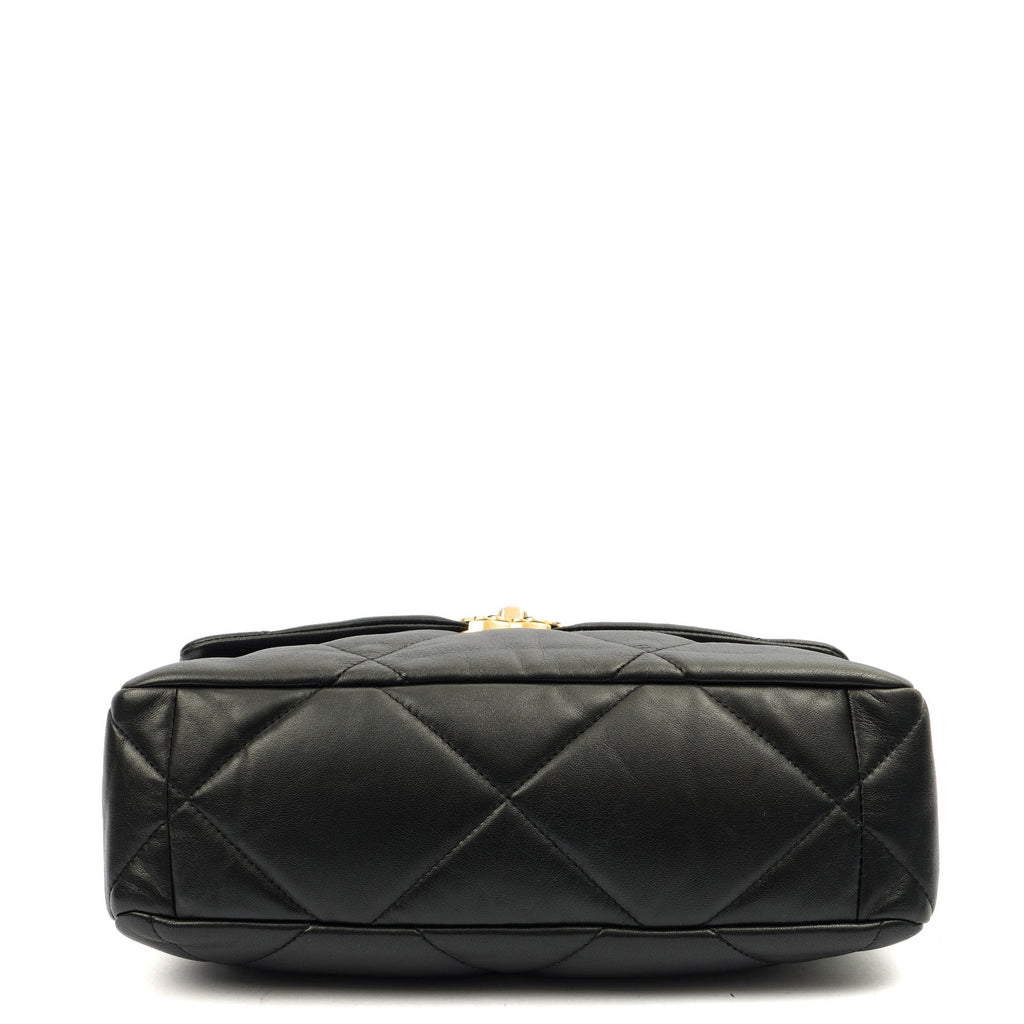 Chanel Shoulder Bag Chanel 19 in Black, Calfskin Leather