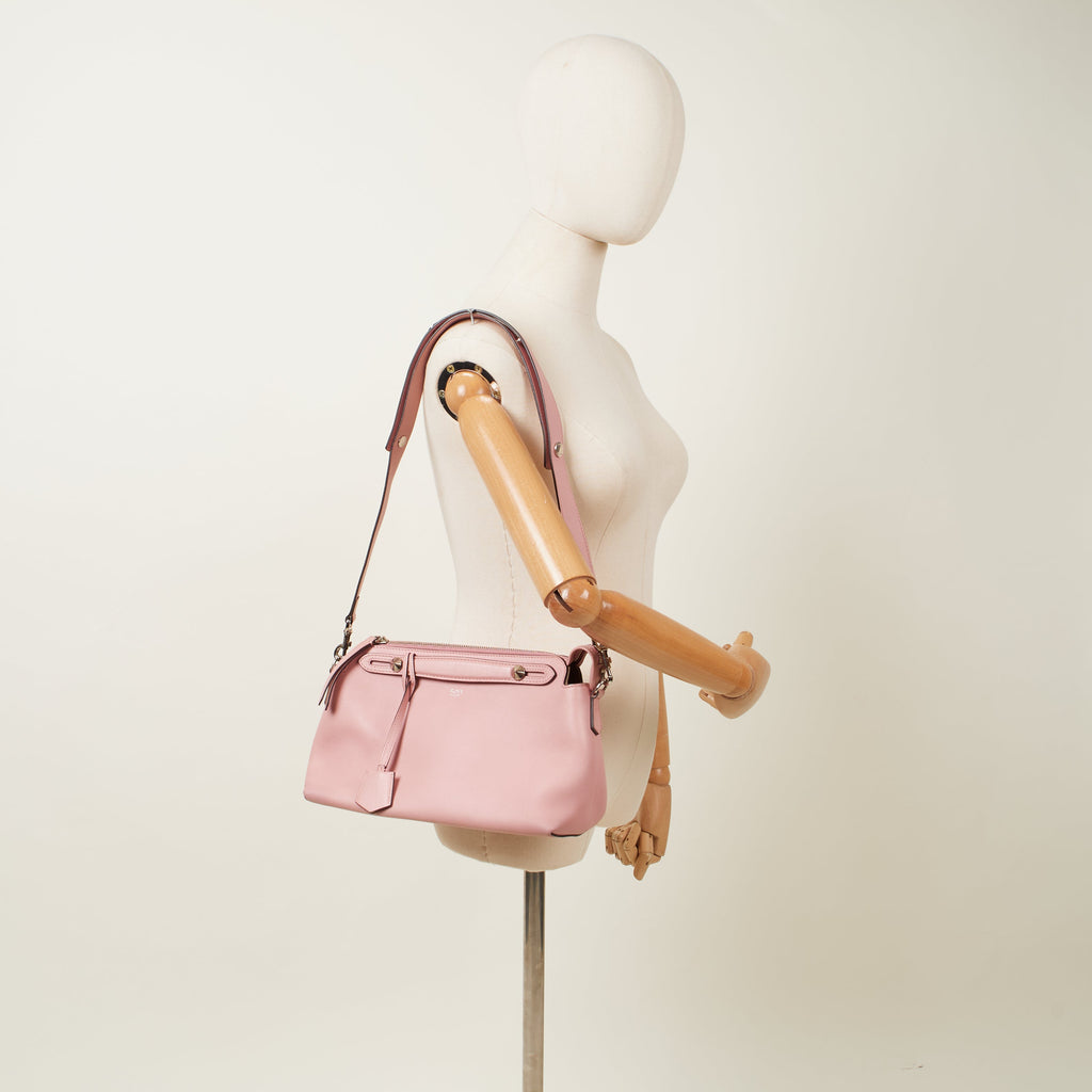 Fendi Tote By The Way - Medium in Pink, Leather