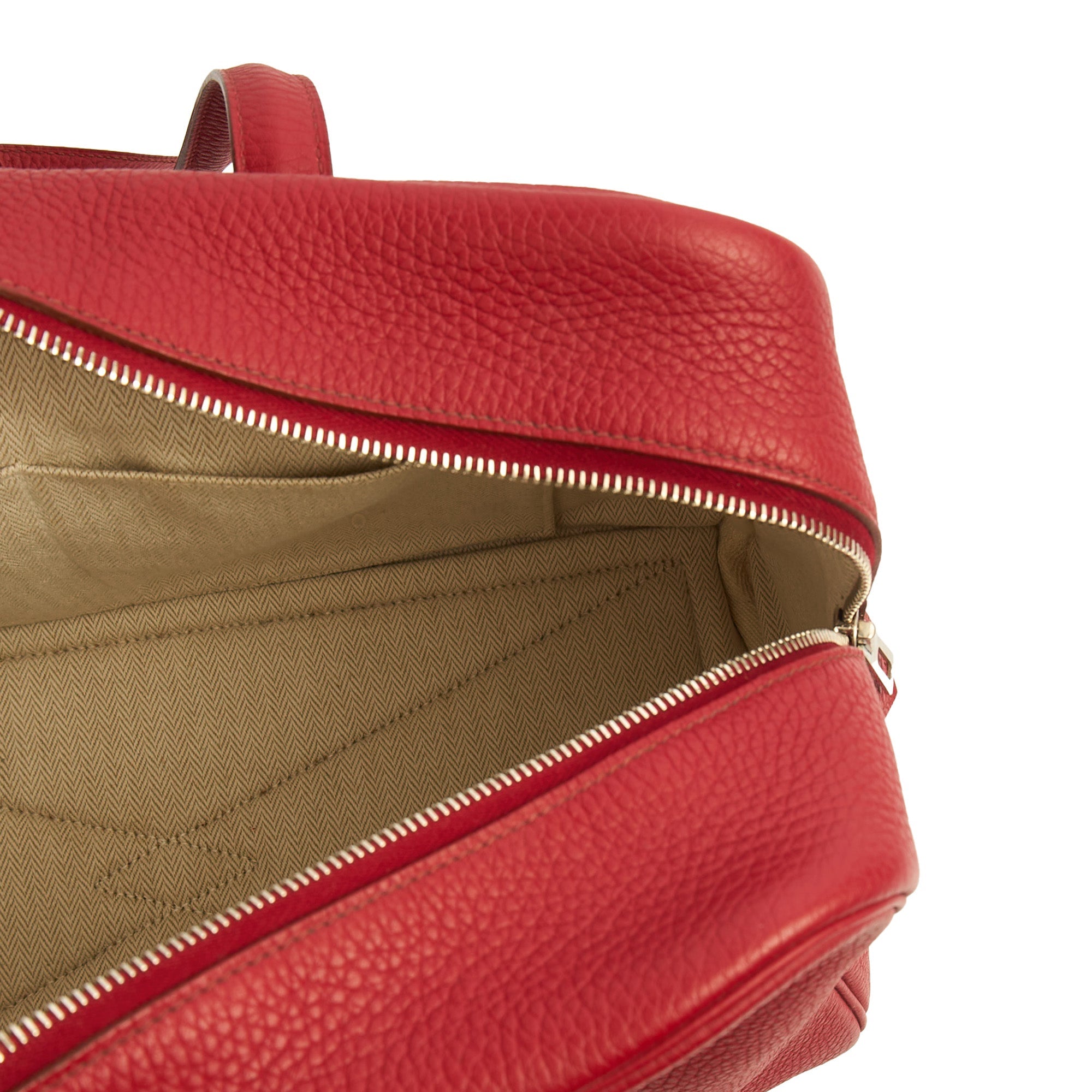 Hermes Tote Victoria 35 in Rouge Vif, Togo Leather