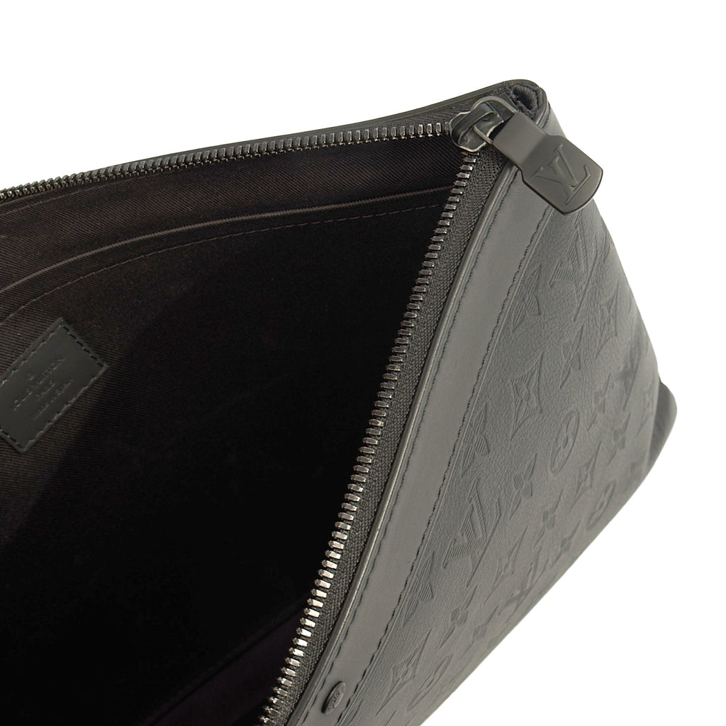 Louis Vuitton Clutch Pochette Discovery in invalid, invalid