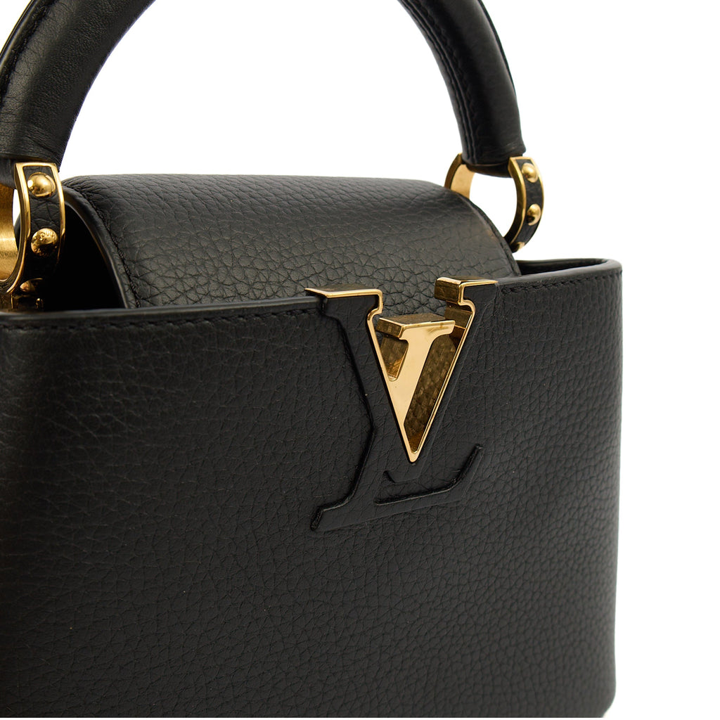 Louis Vuitton Mini Bag Capucines Mini in Black, Taurillon Leather