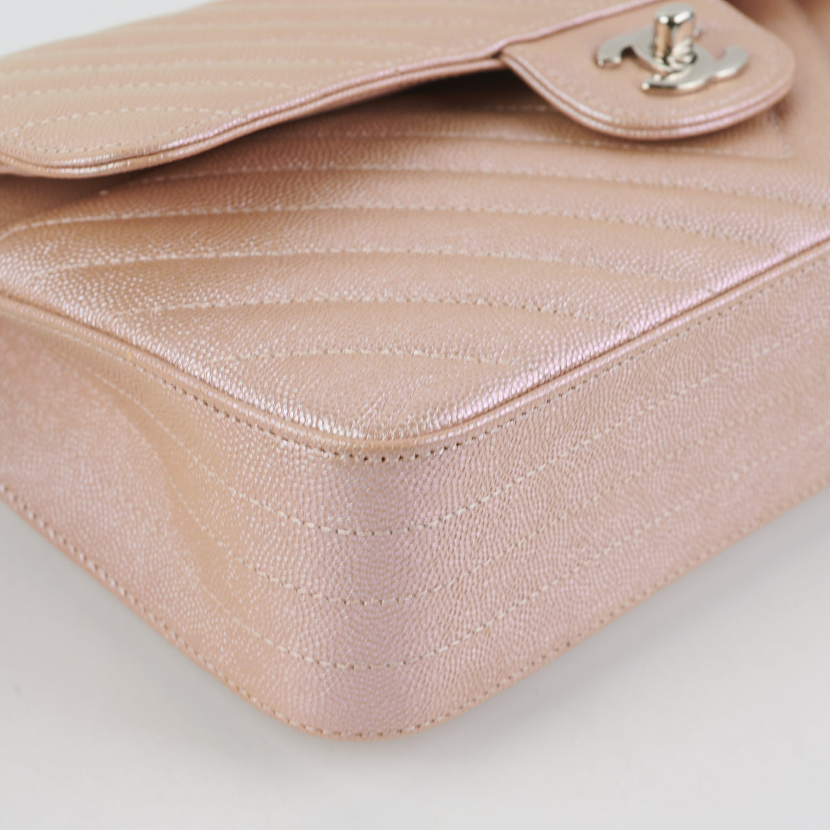 Chanel Classic Flap Medium 17B Rose Gold Caviar SHW