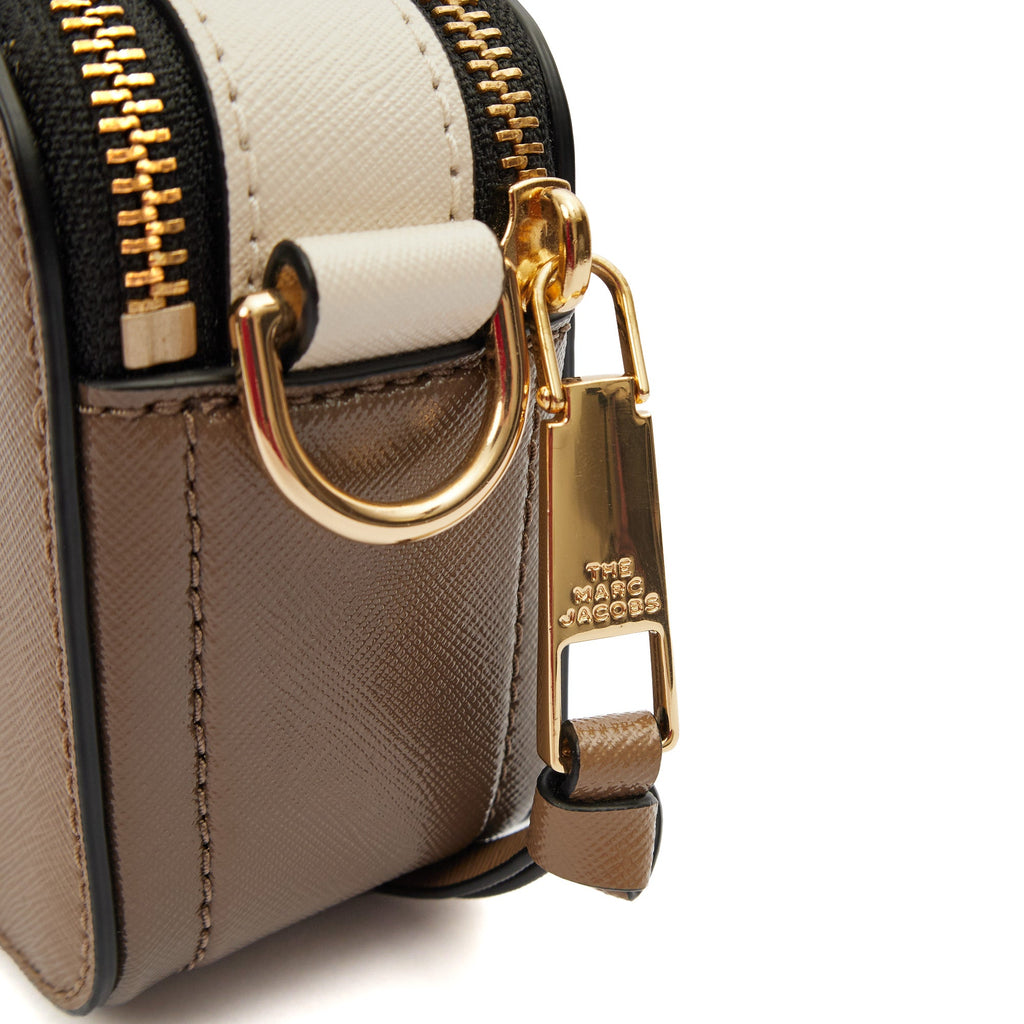 Marc Jacobs Cross Body Snapshot in Multi, Leather
