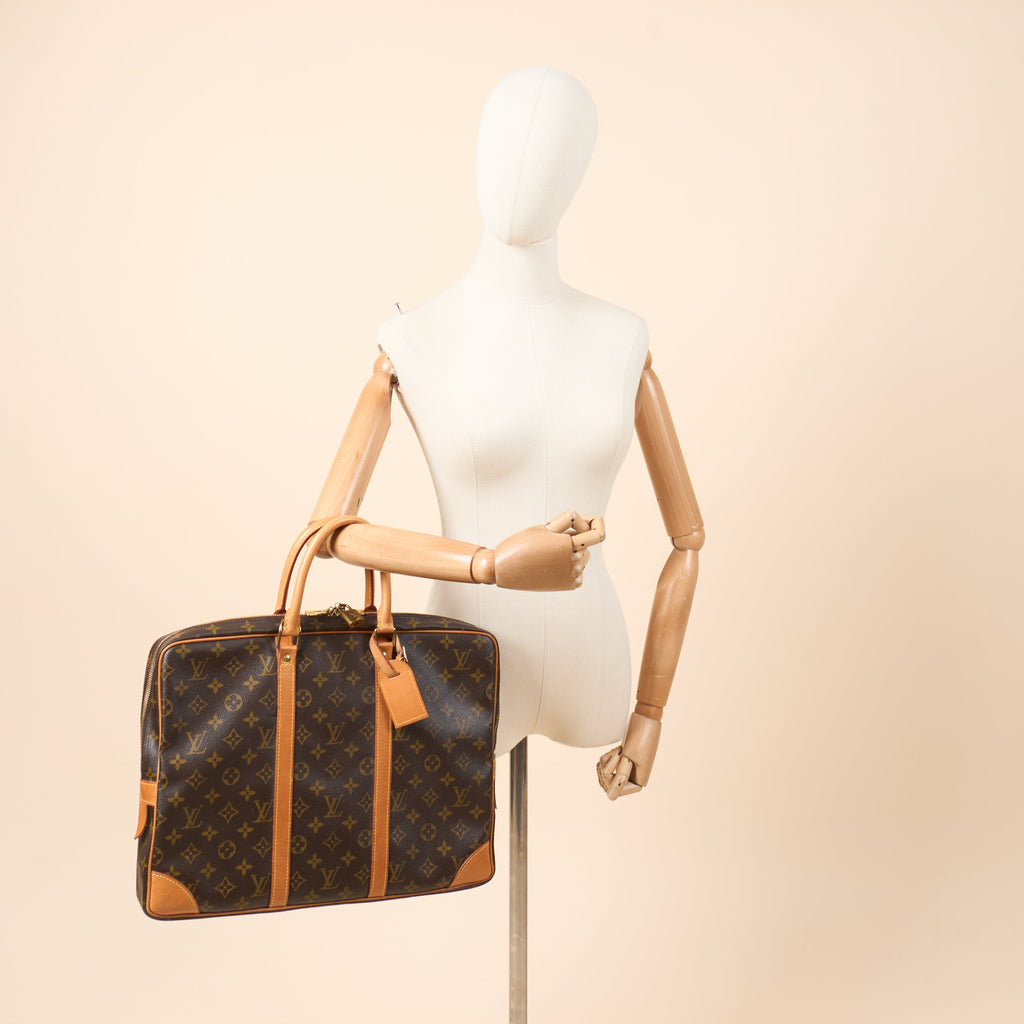 Louis Vuitton Tote Porte-Documents Voyage MM in Monogram, Canvas