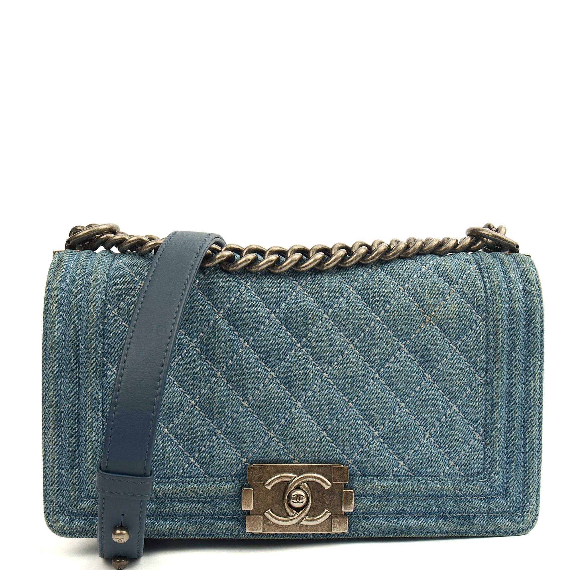 Chanel Shoulder Bag Boy - Medium in Blue, Fabric