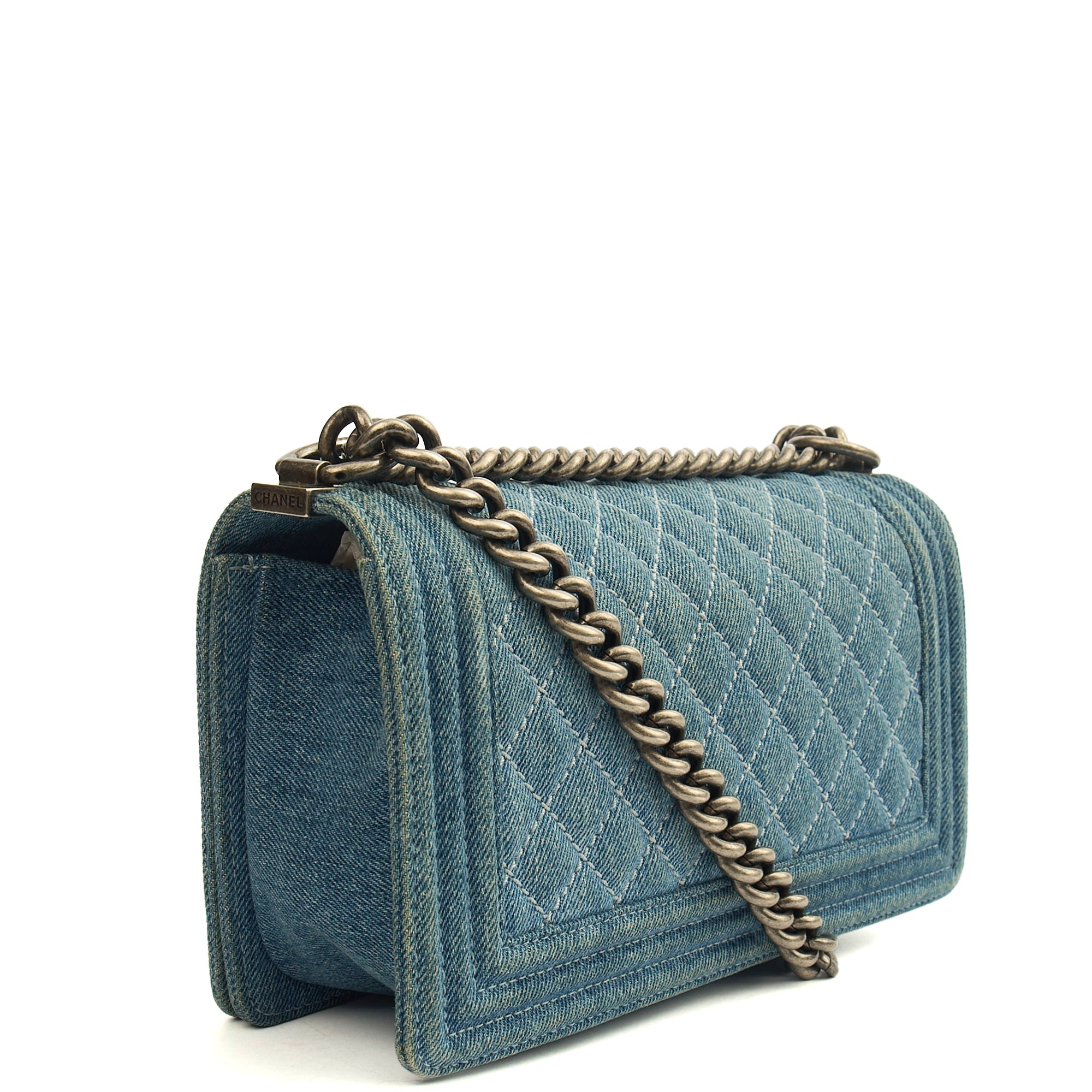 Chanel Shoulder Bag Boy - Medium in Blue, Fabric