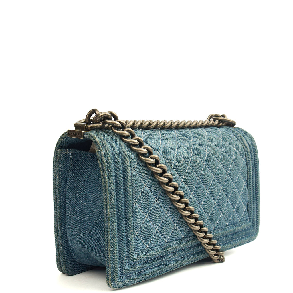 Chanel Shoulder Bag Boy - Medium in Blue, Fabric