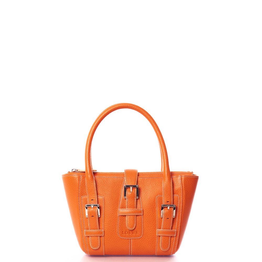 Loewe Vintage Shoulder Bag in Orange, Leather